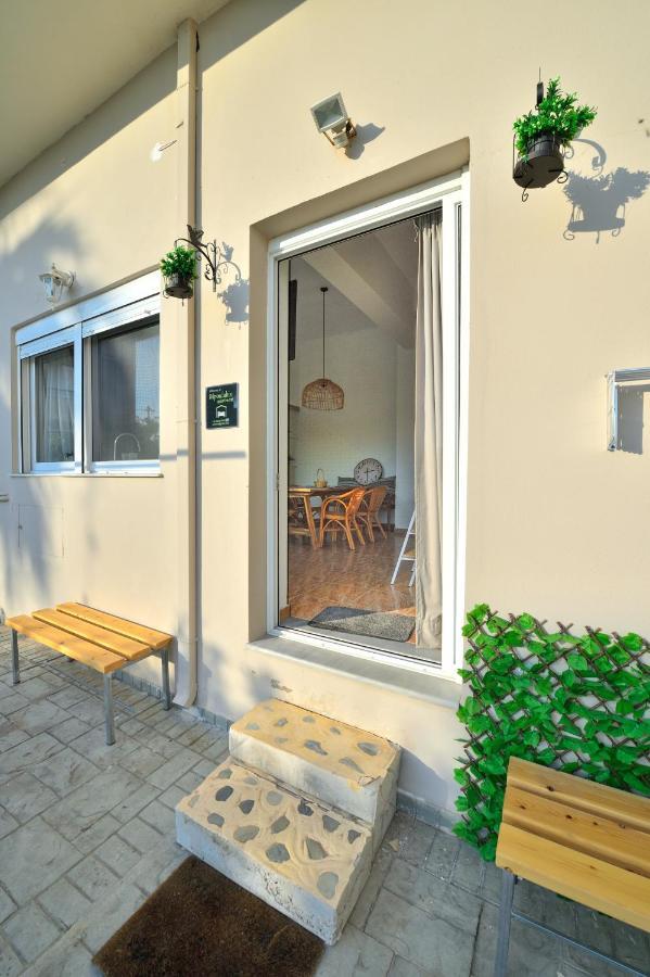 Mpoulakis Apartment 46 Kíssamos Exteriör bild